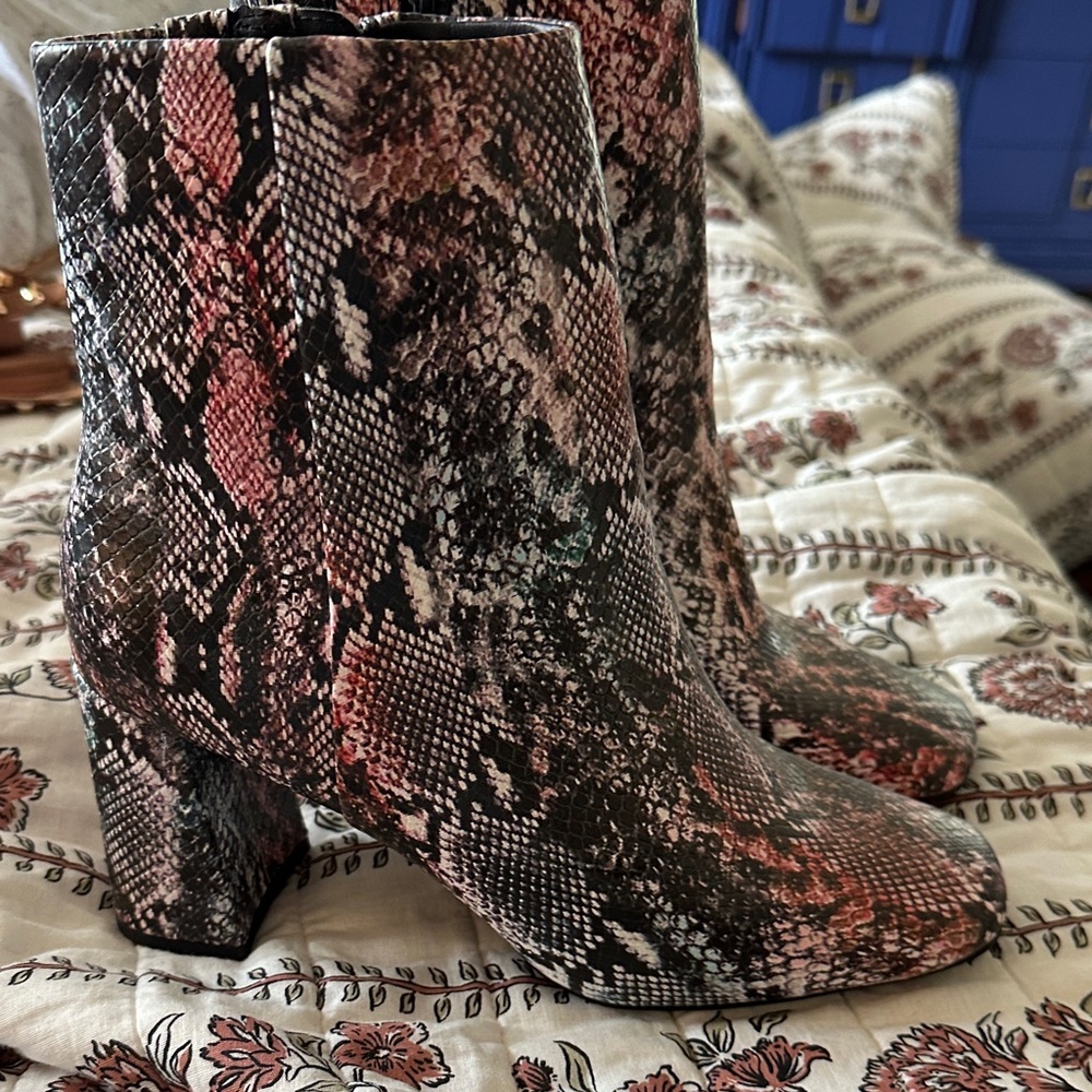 Boutique 9 Multicolor Snakeskin Ankle Boots
